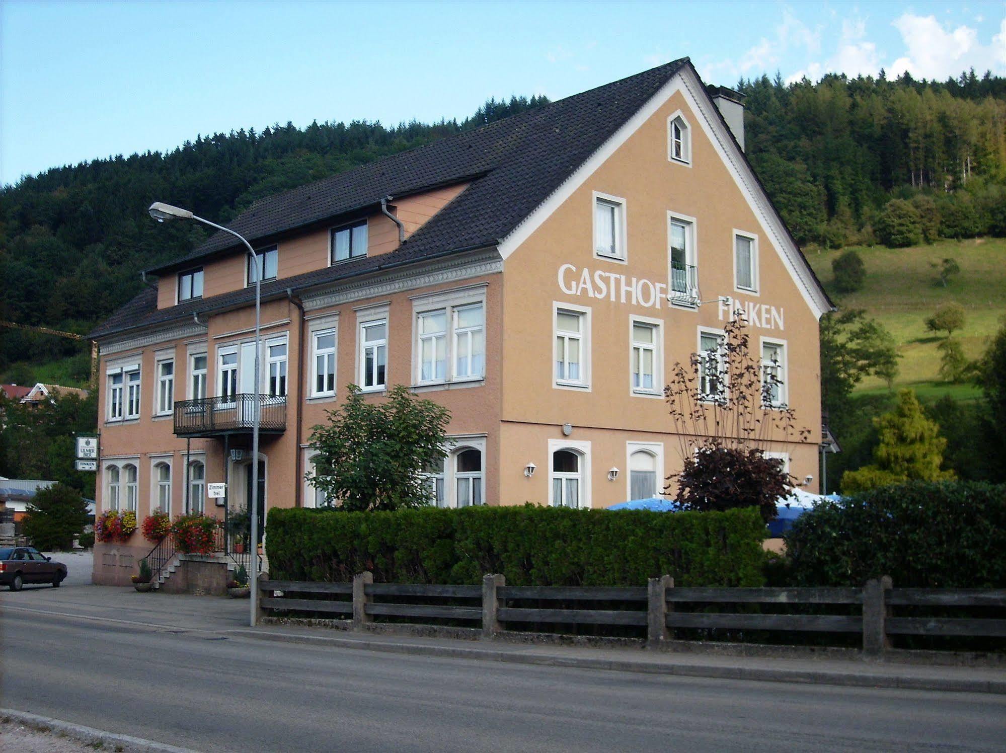 Gasthaus Finken Oppenau Εξωτερικό φωτογραφία